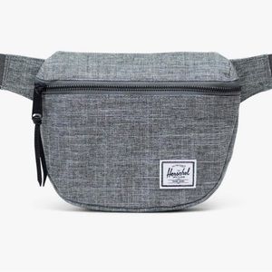 Hershel Belt / Fanny Pack / Crossbody Bag. NWOT (Grey)